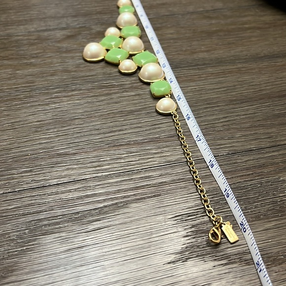 KATE SPADE NEW YORK Mint/Cream Cushion Pearl Statement Necklace - Picture 9 of 11